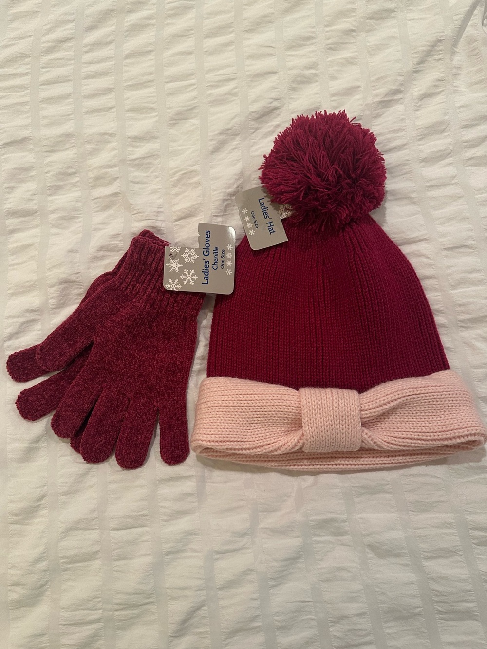 💥 $5 if bundled - Knit Pom Beanie with Bow Stocking Hat & Gloves Pink Raspberry